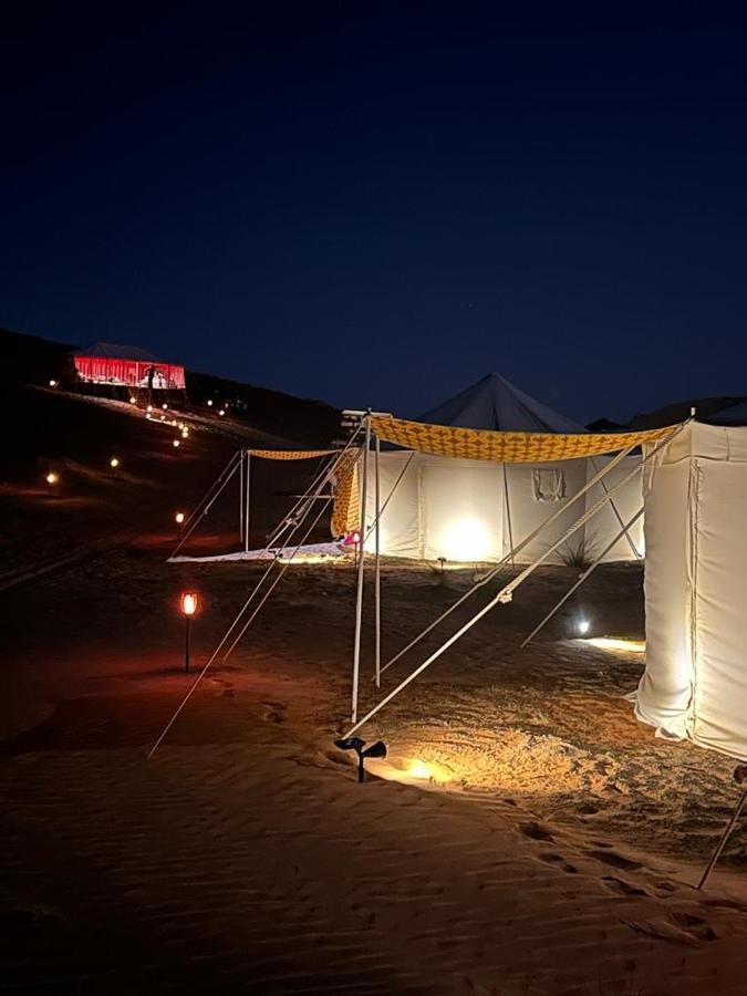 Desert Waves Camp Badīyah Kültér fotó