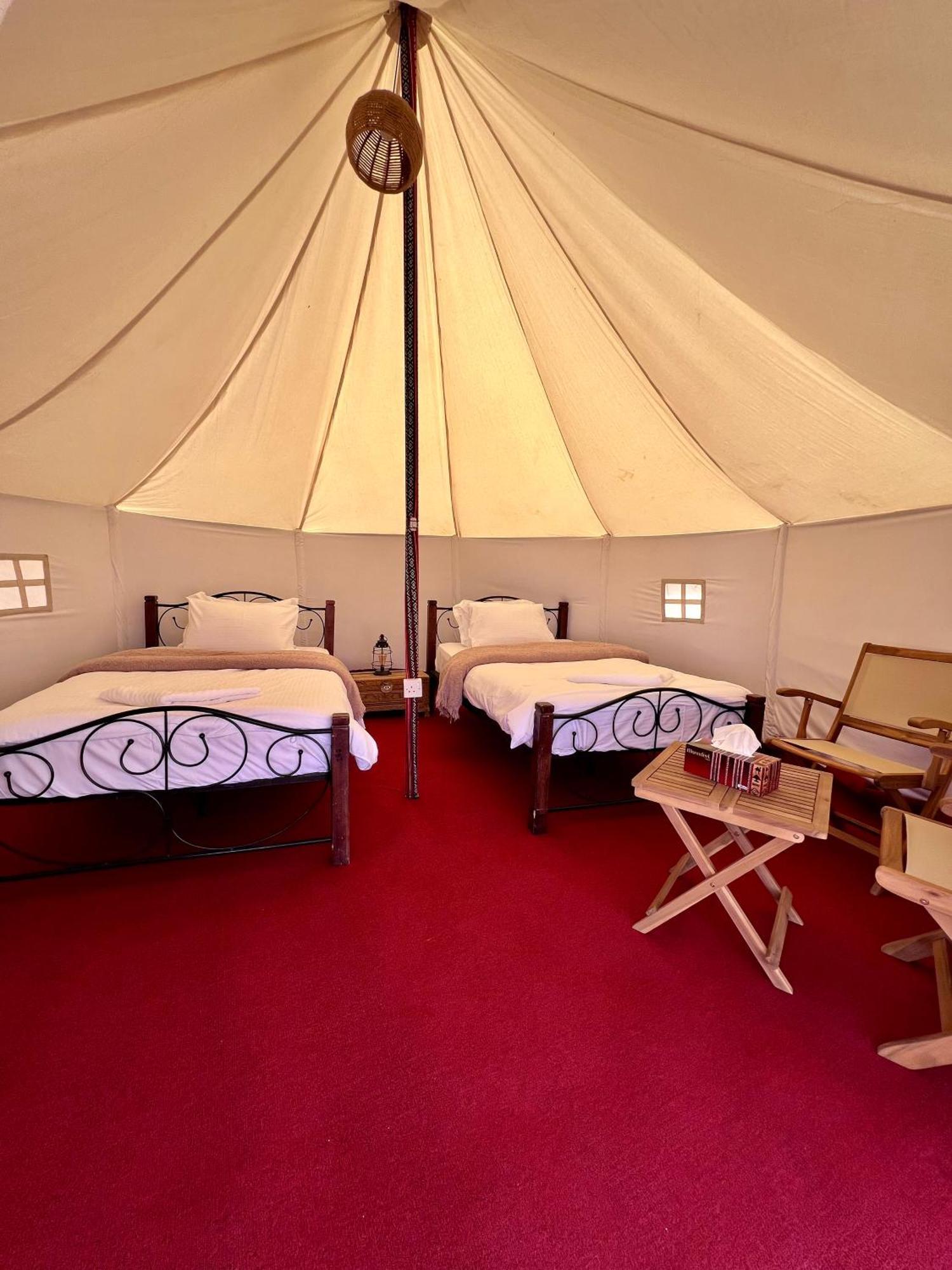 Desert Waves Camp Badīyah Kültér fotó